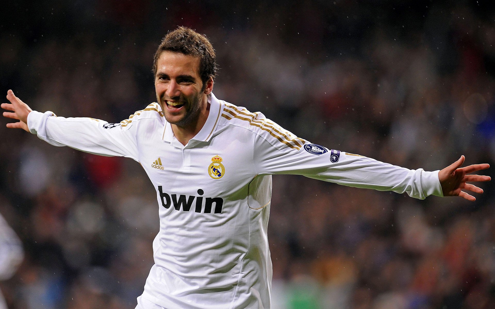 从南非压制芬兰到罗德里戈关键一击，一场隐喻与现实交织的胜利叙事